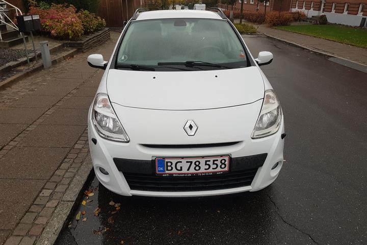 Hvid Renault Clio III fra 2011
