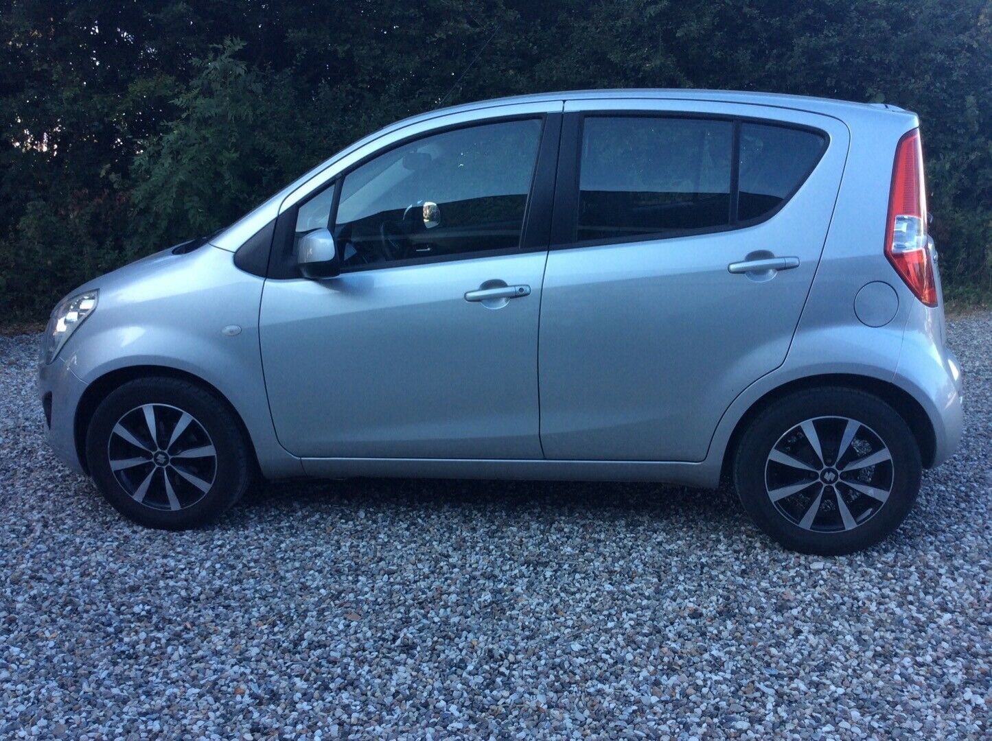 Sølv Suzuki Splash fra 2013