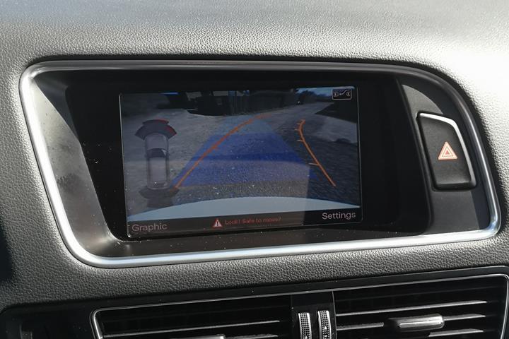 Hvid Audi Q5 fra 2012