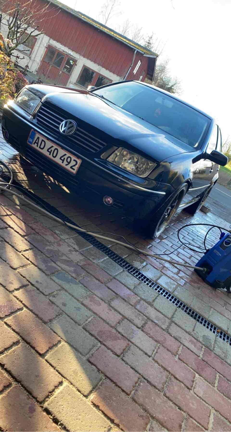 Sort VW Bora fra 2004