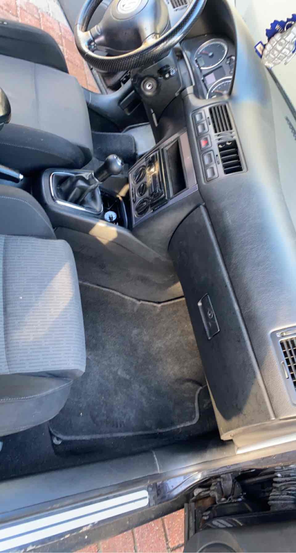Sort VW Bora fra 2004