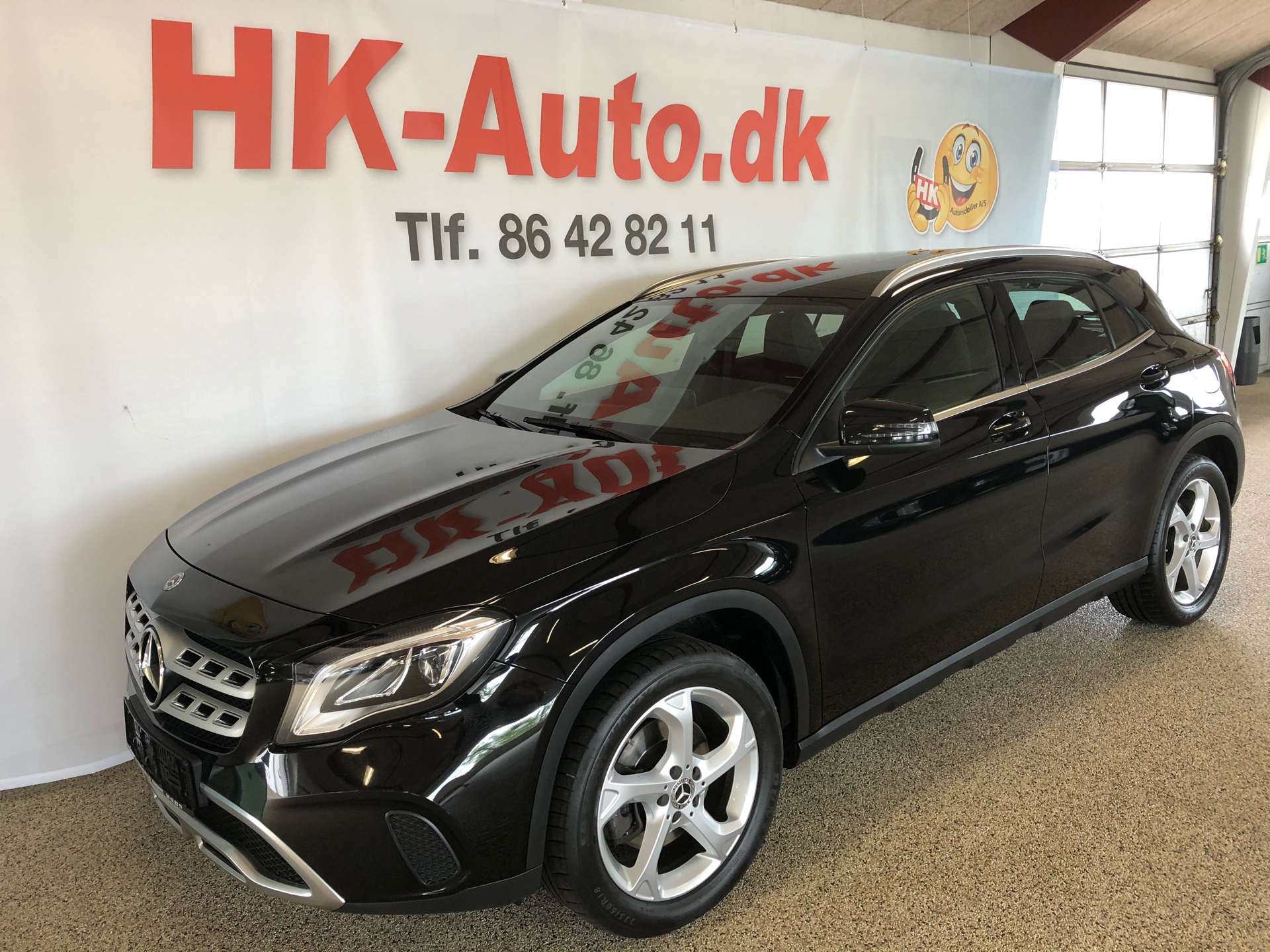 Sort Mercedes GLA250 fra 2017