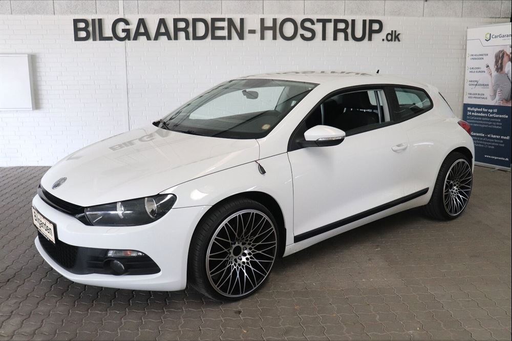 Hvid VW Scirocco fra 2009