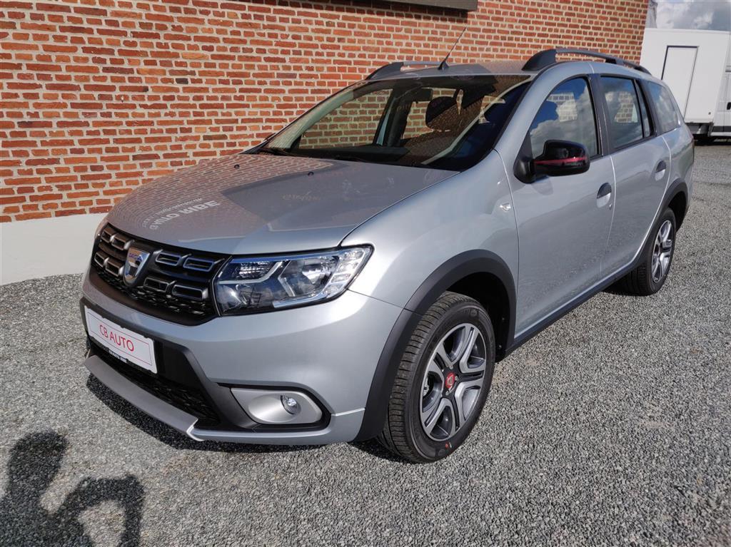 Sølv Dacia Logan fra 2020