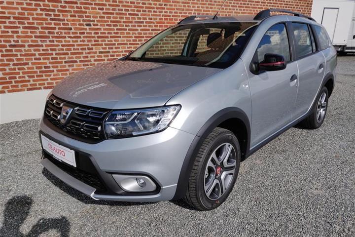 Sølv Dacia Logan fra 2020