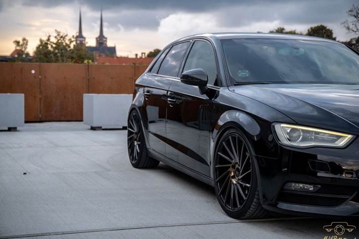 Sort Audi A3 Sportback fra 2014