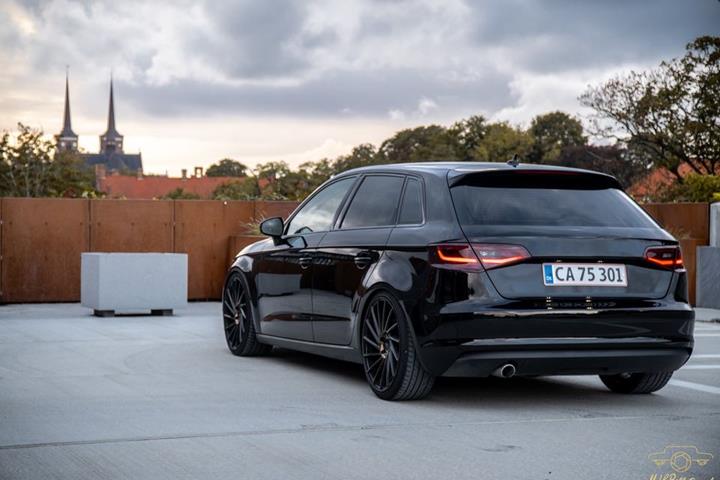 Sort Audi A3 Sportback fra 2014