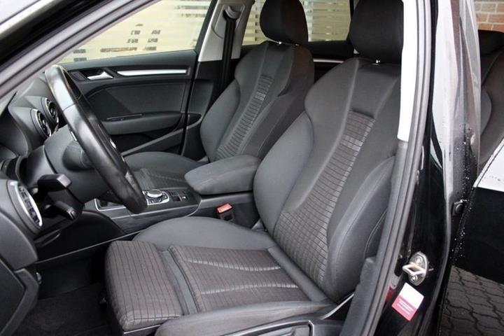Sort Audi A3 Sportback fra 2014