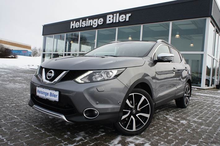 Grå Nissan Qashqai fra 2014