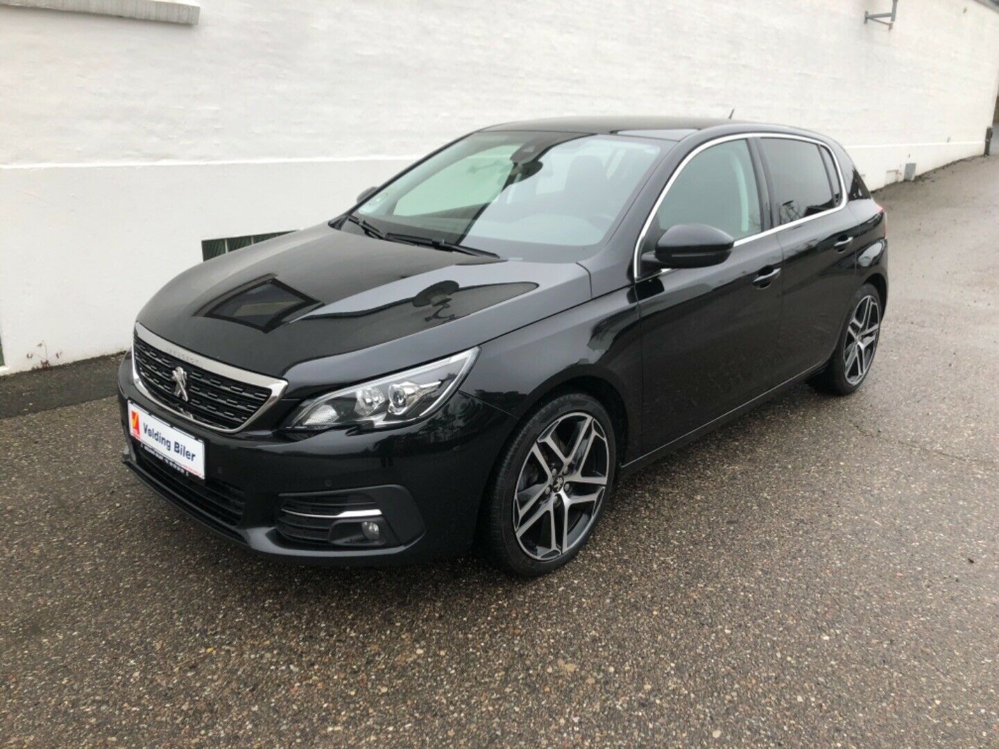 Sort Peugeot 308 fra 2018