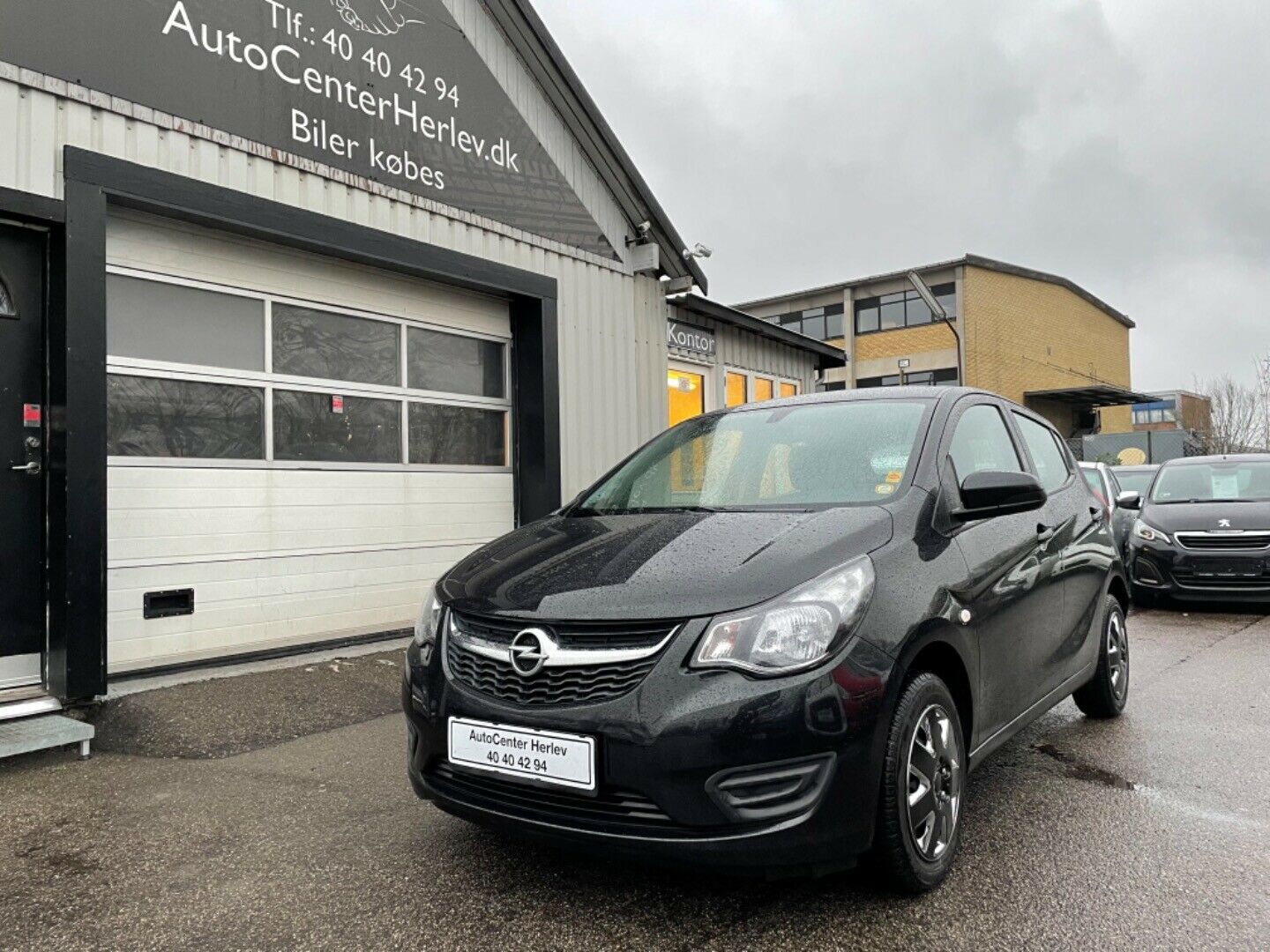 Sort Opel Karl fra 2016