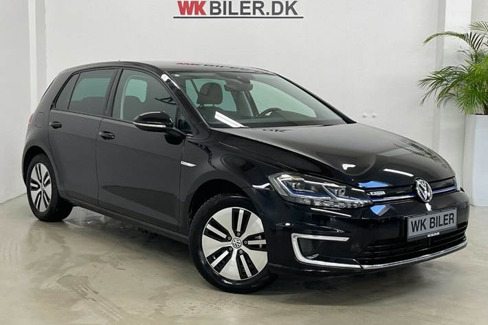 Grå VW e-Golf VII fra 2018