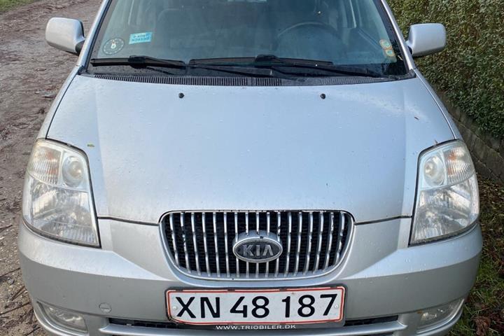 Sølv Kia Picanto fra 2005