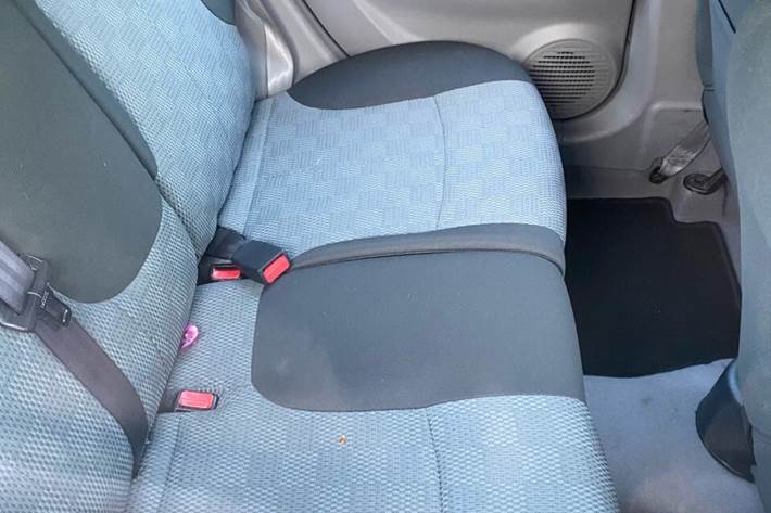 Sølv Kia Picanto fra 2005