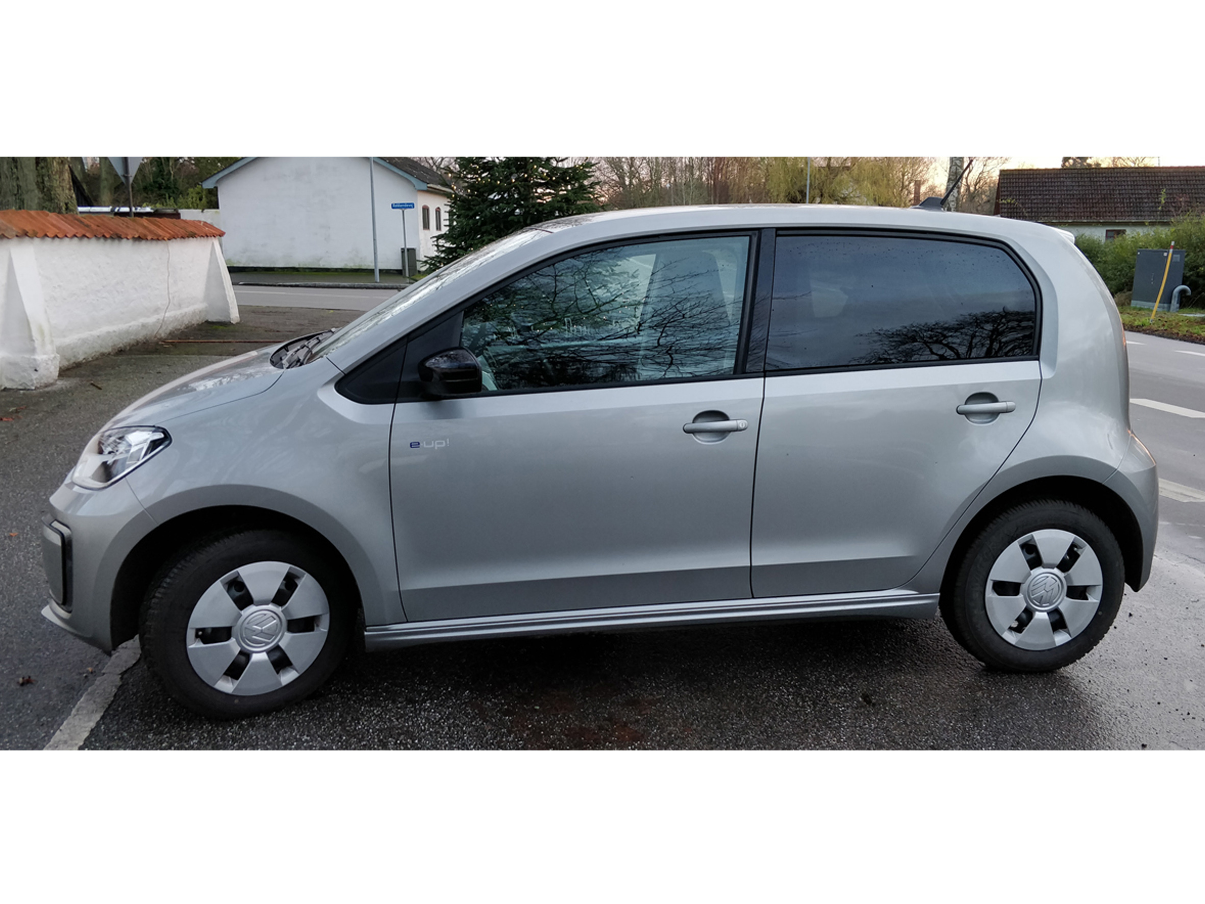 Sølv VW E-UP! fra 2020