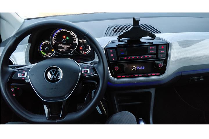 Sølv VW E-UP! fra 2020
