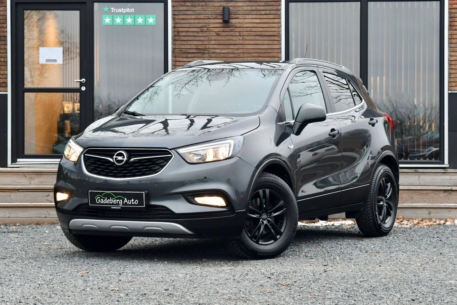 Grå Opel Mokka X fra 2017