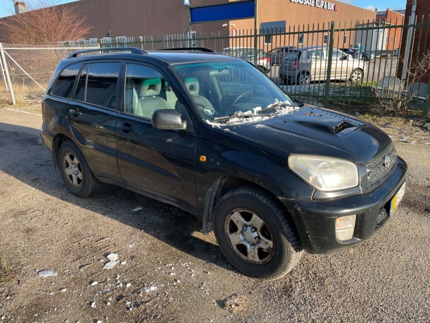 Sort Toyota RAV4 fra 2002
