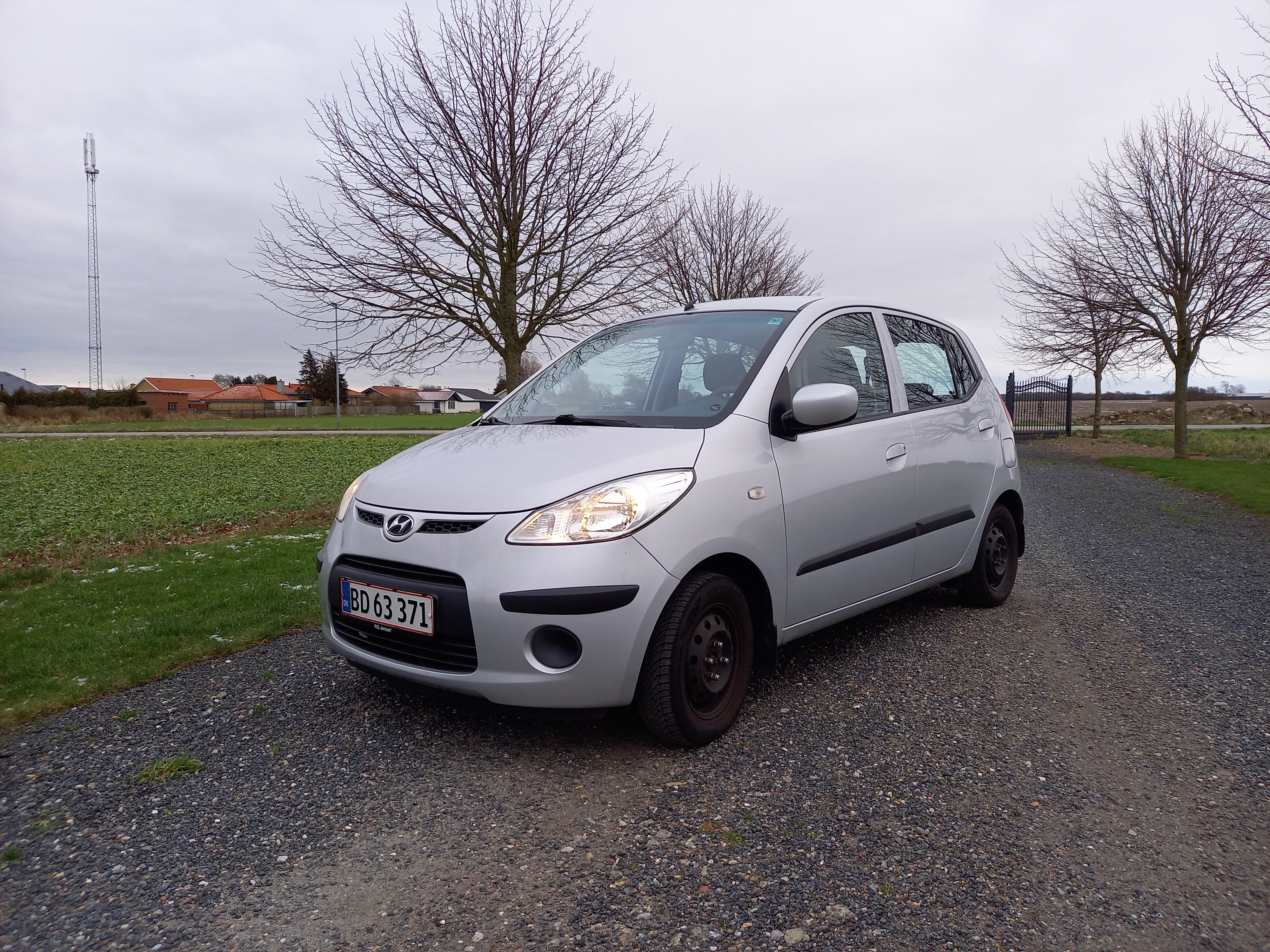Grå Hyundai i10 fra 2011