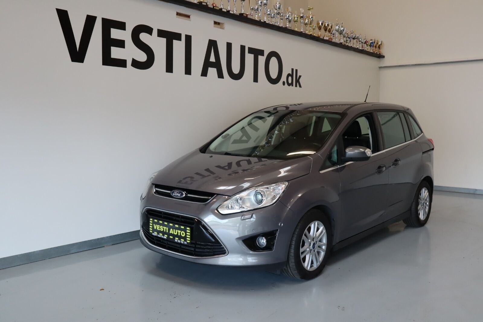 Guide til Ford Grand C-Max C-MAX 1.5 TDCi Start/Stopp Titanium (Årgang 06/2015 - 03/2018)