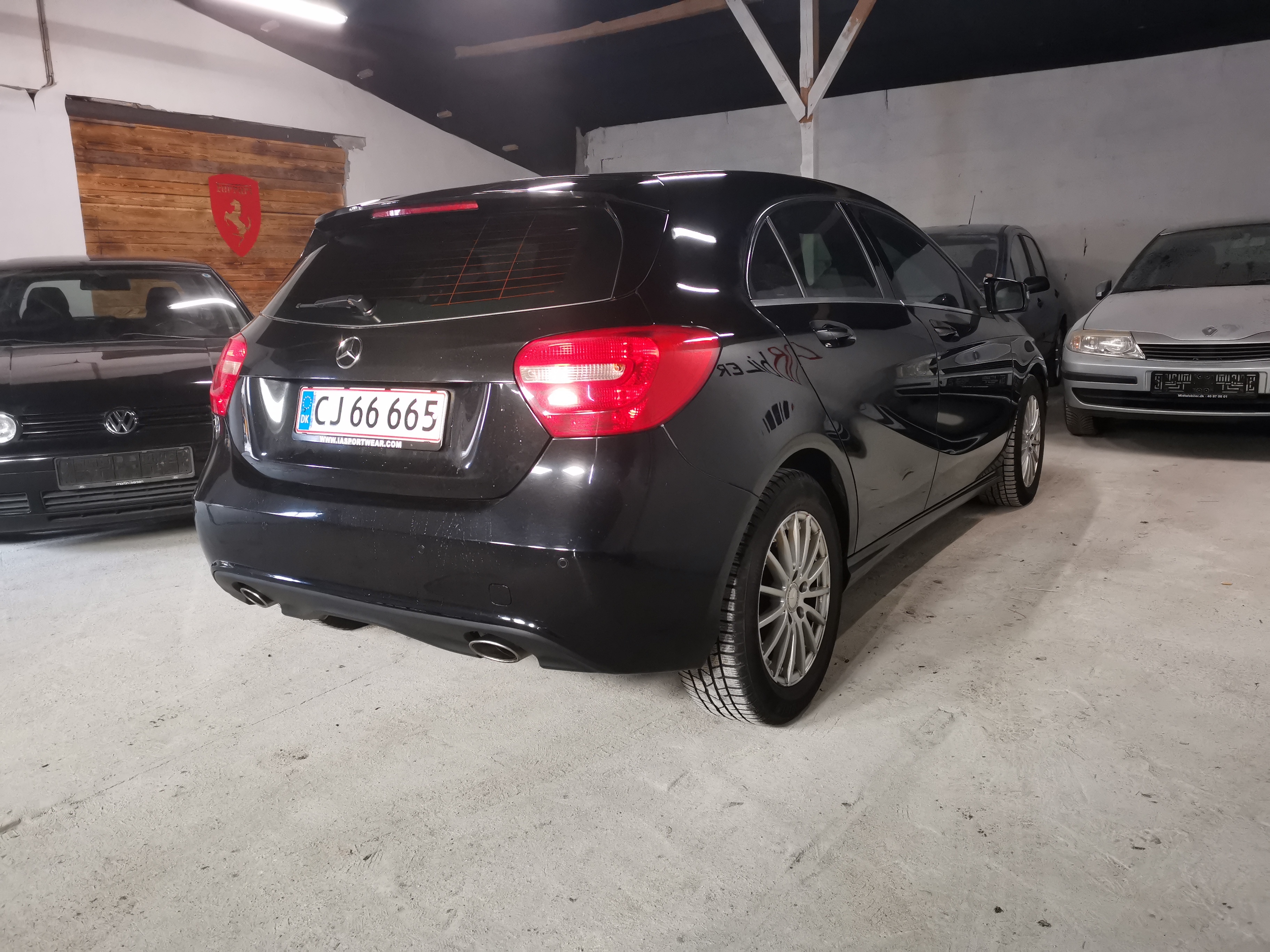 Sort Mercedes A180 d fra 2013