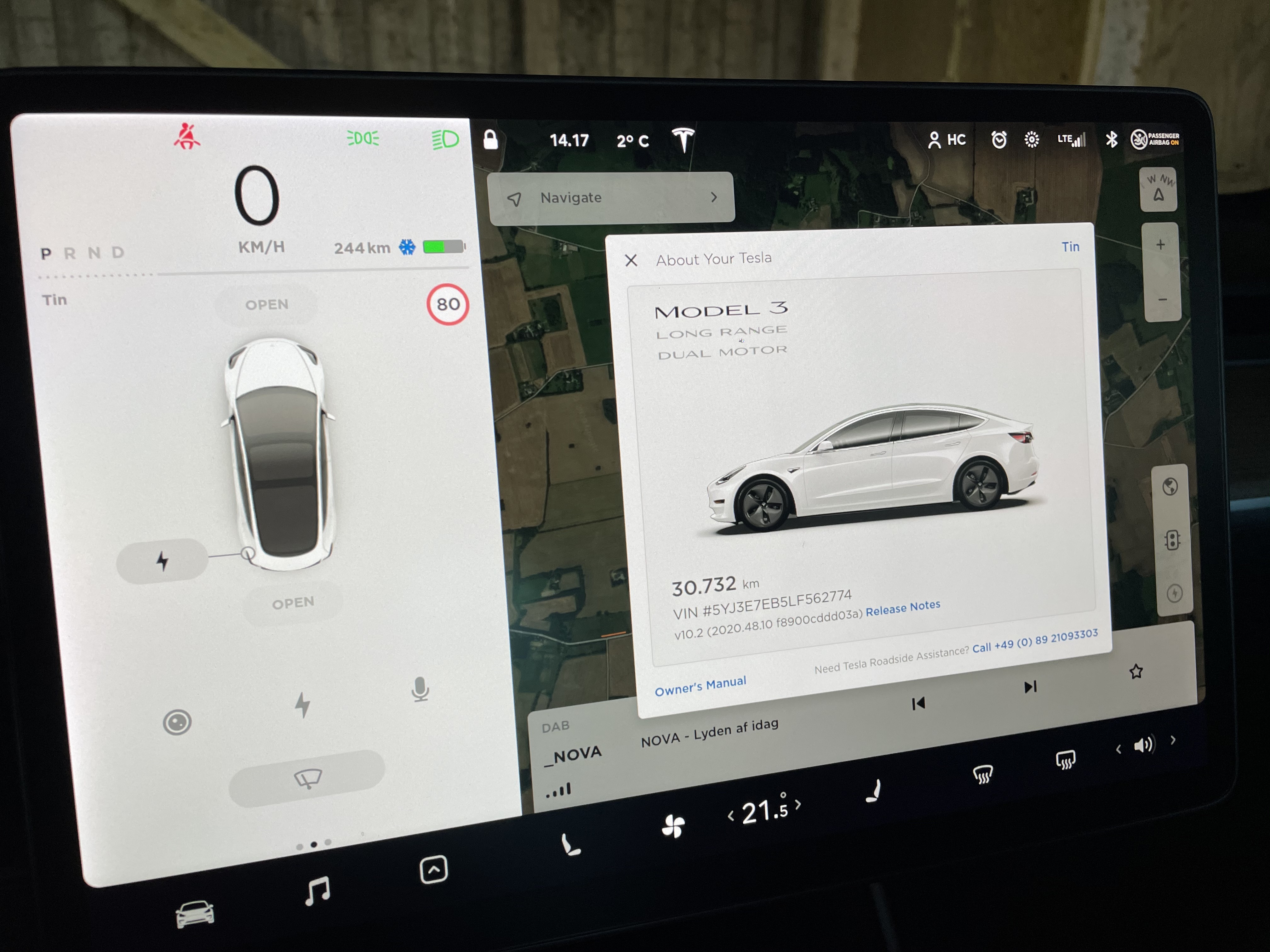 Hvid Tesla Model 3 fra 2020