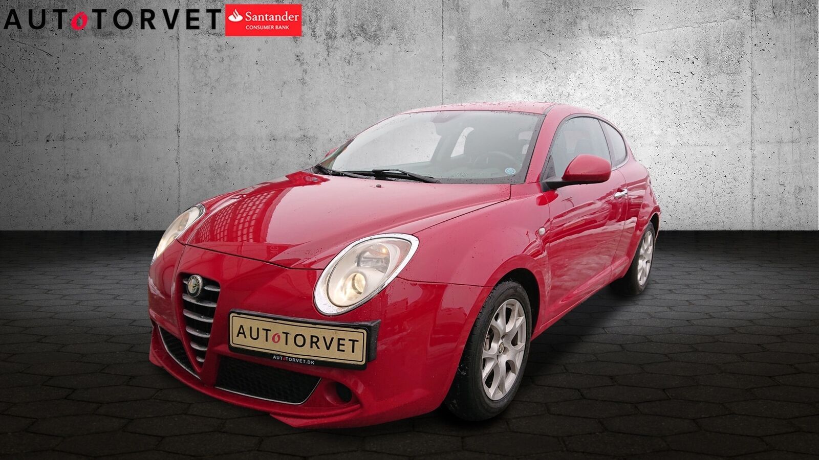 Rød Alfa Romeo MiTo fra 2010
