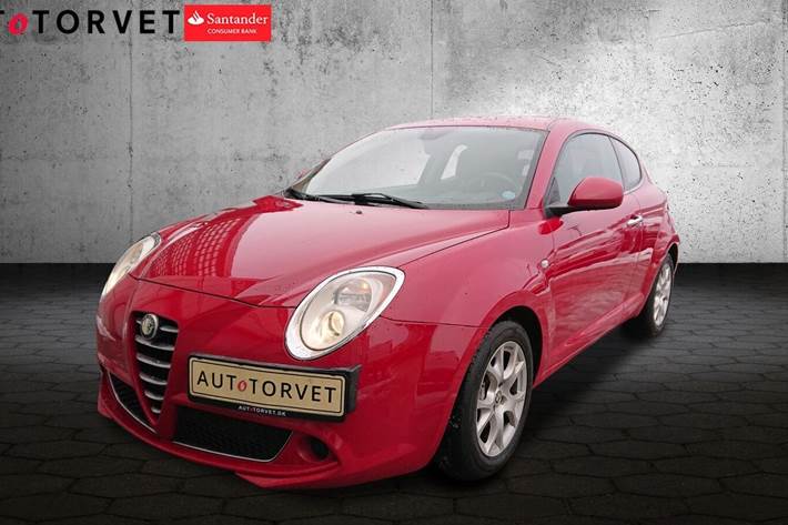 Rød Alfa Romeo MiTo fra 2010