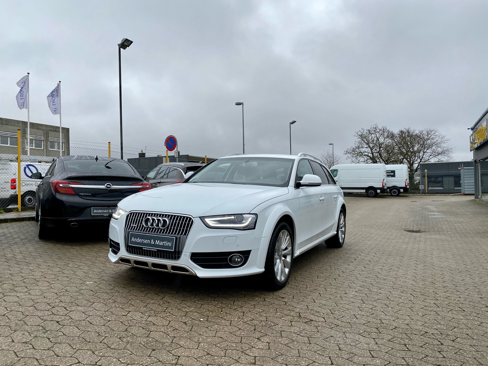 Hvid Audi A4 Allroad fra 2015