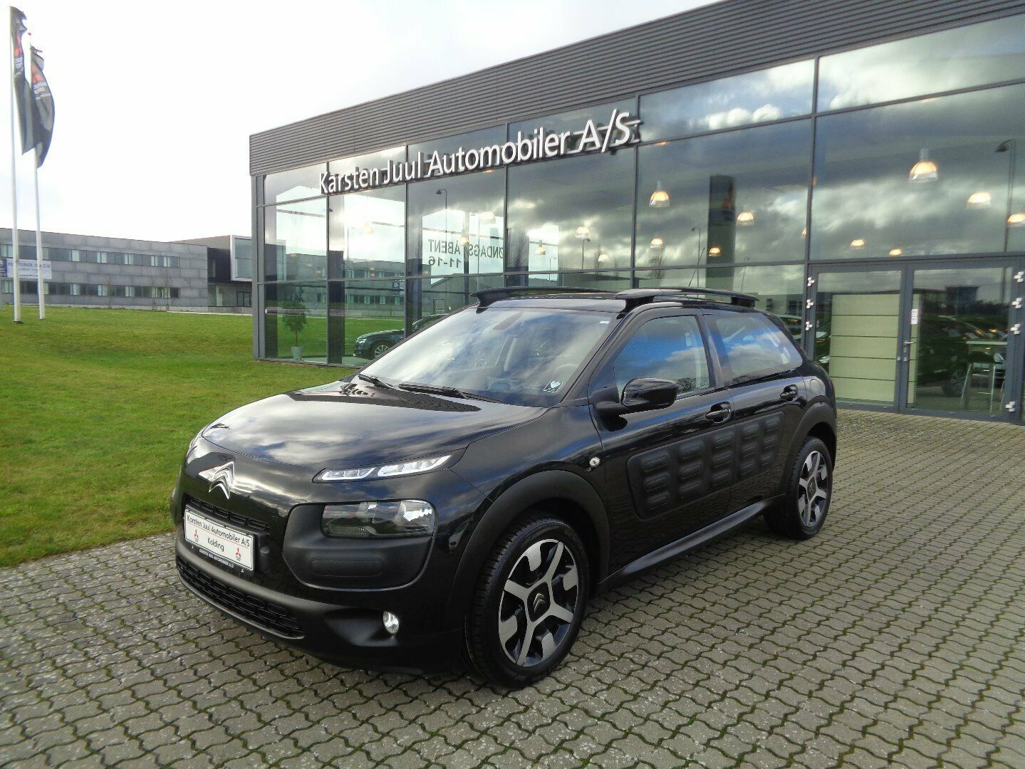 Grå Citroën C4 Cactus fra 2016