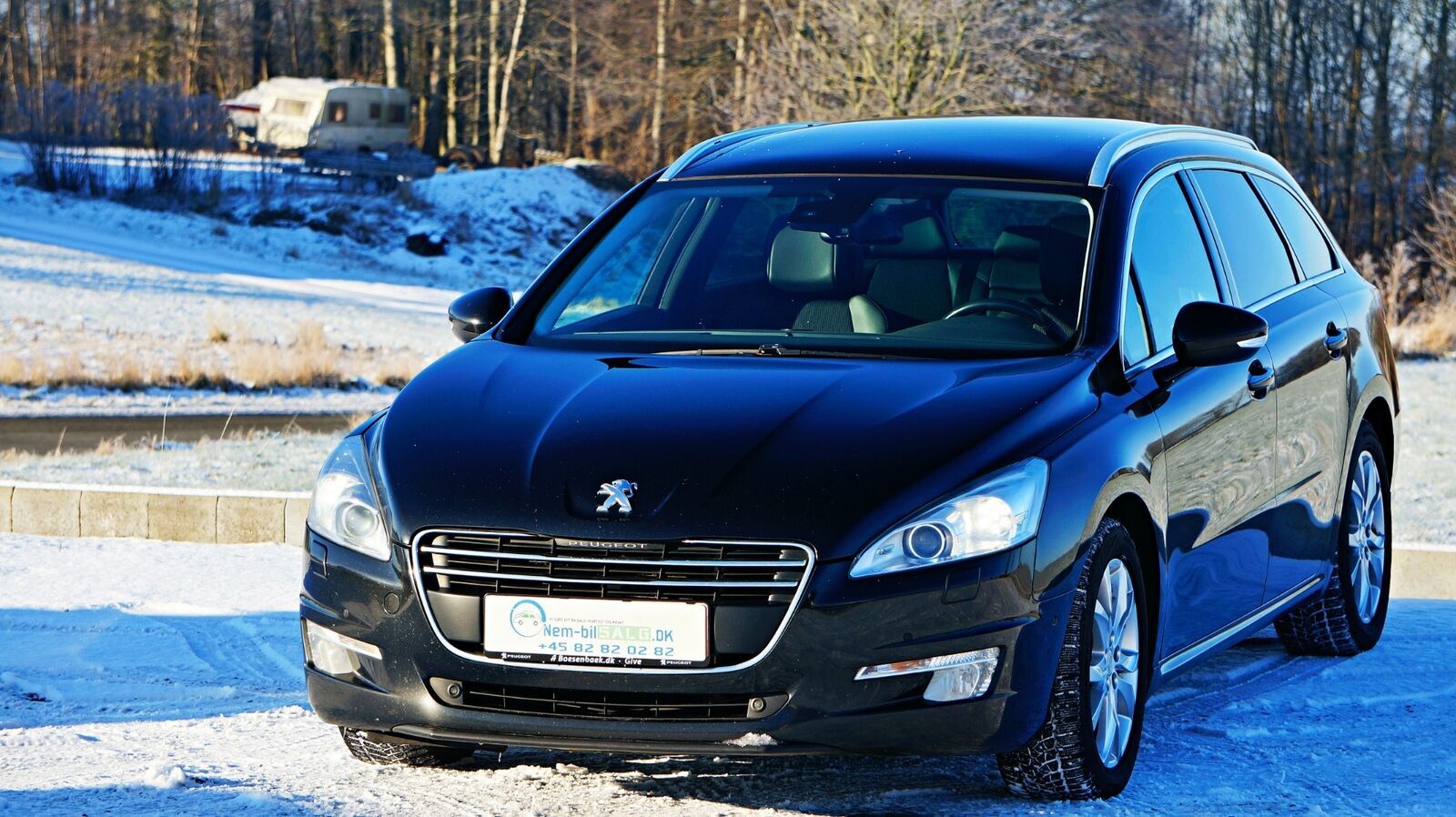Grå Peugeot 508 fra 2011