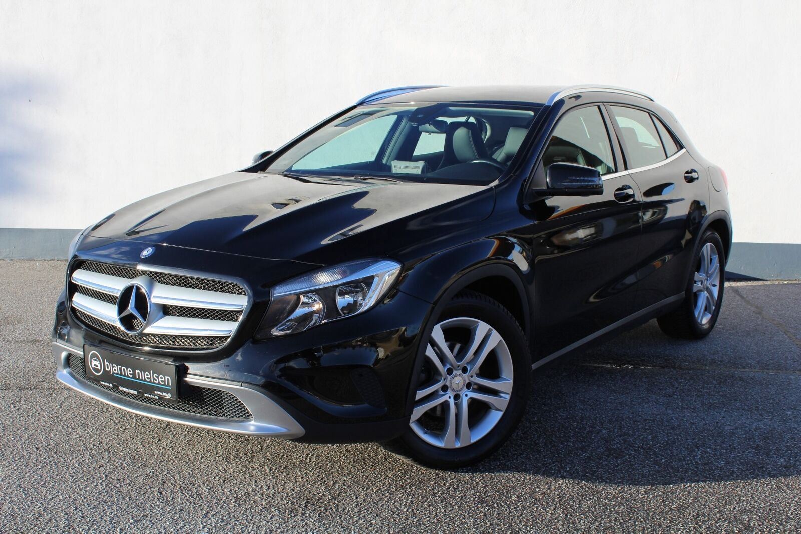 Sort Mercedes GLA200 fra 2016