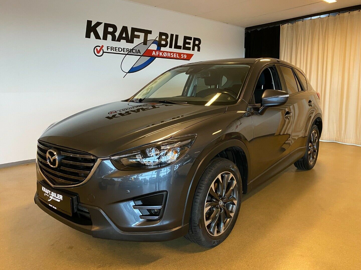 Grå Mazda CX-5 fra 2017