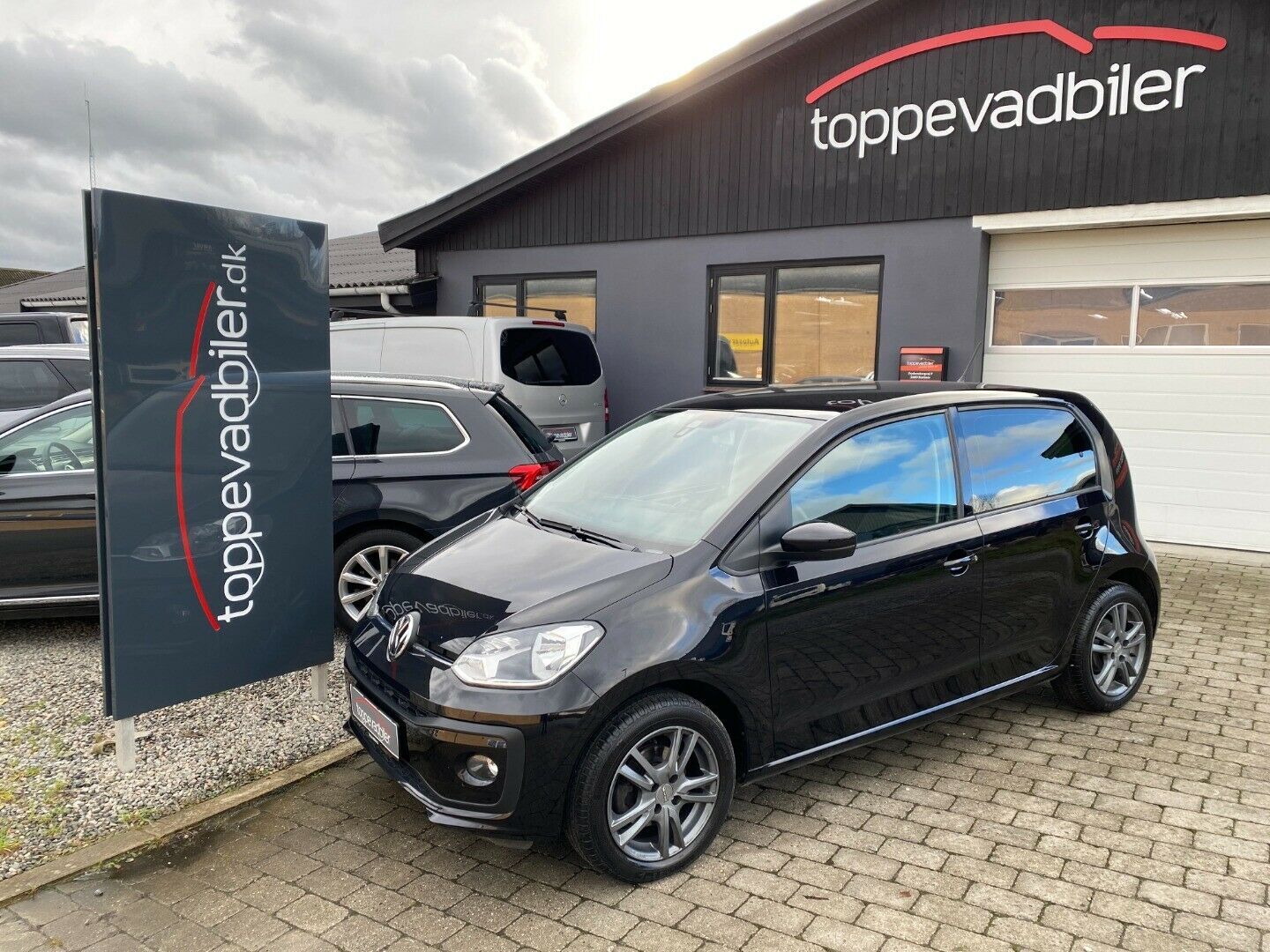 Grå VW UP! fra 2018