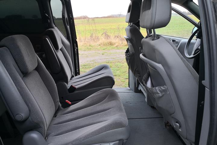 Sort Chrysler Grand Voyager fra 2005