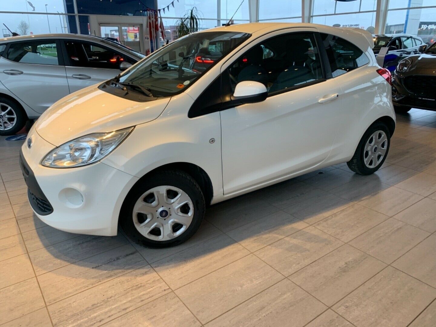 Hvid Ford Ka fra 2014