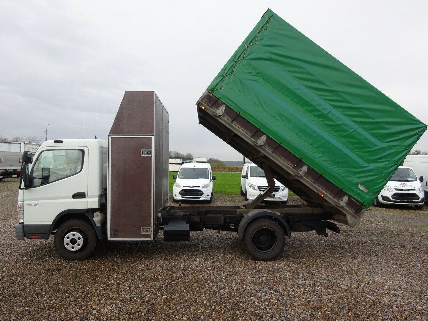 undefined Mitsubishi Fuso Canter fra 2010