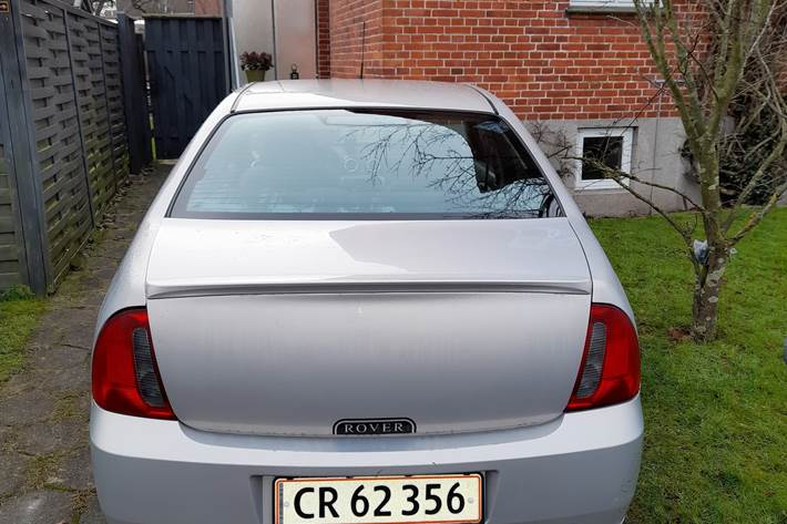 Beige Rover 45 fra 2005