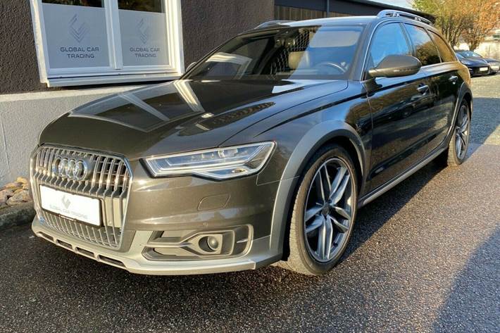 Grå Audi A6 Allroad fra 2016