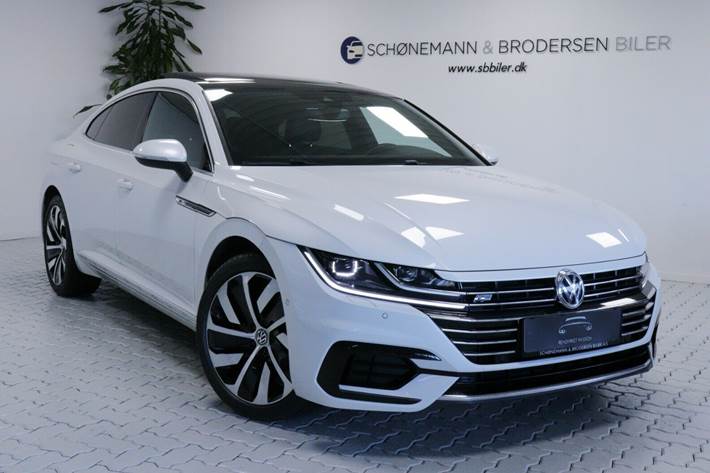 Hvid VW Arteon fra 2019