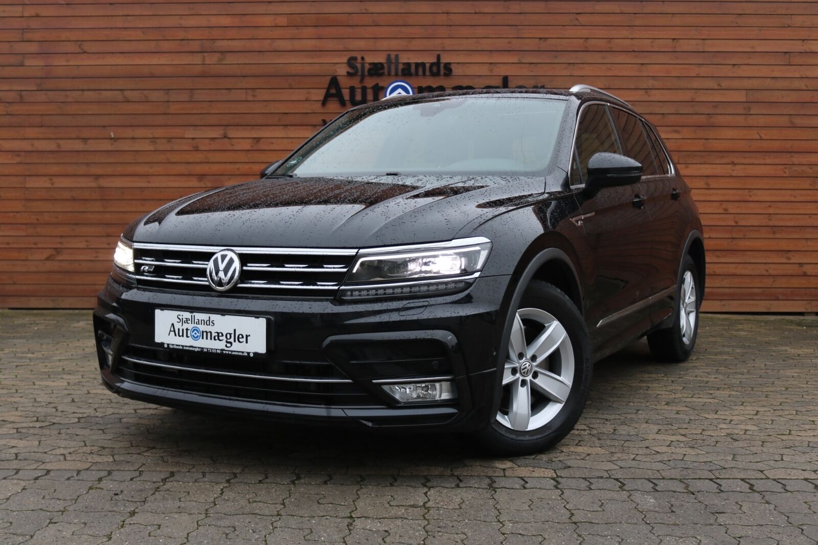 Sort VW Tiguan fra 2017