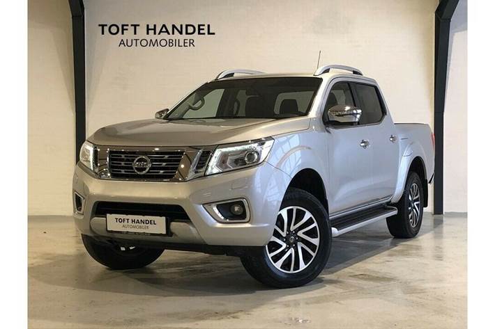 Grå Nissan Navara fra 2019
