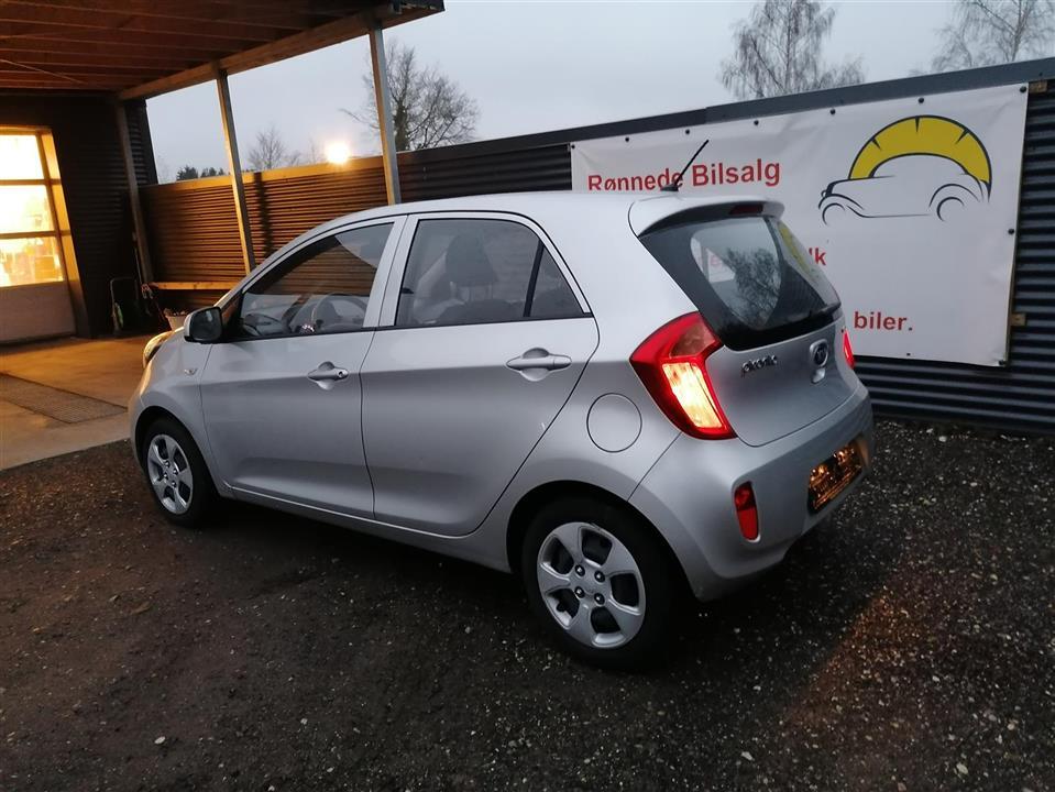 Hvid Kia Picanto fra 2012