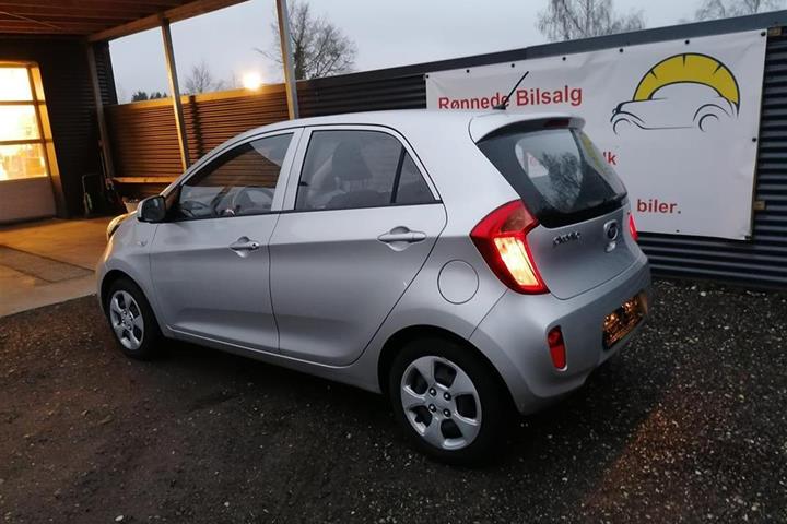 Hvid Kia Picanto fra 2012