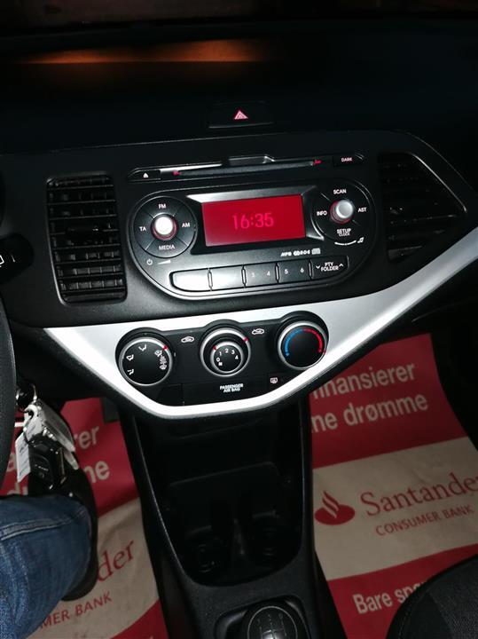 Hvid Kia Picanto fra 2012