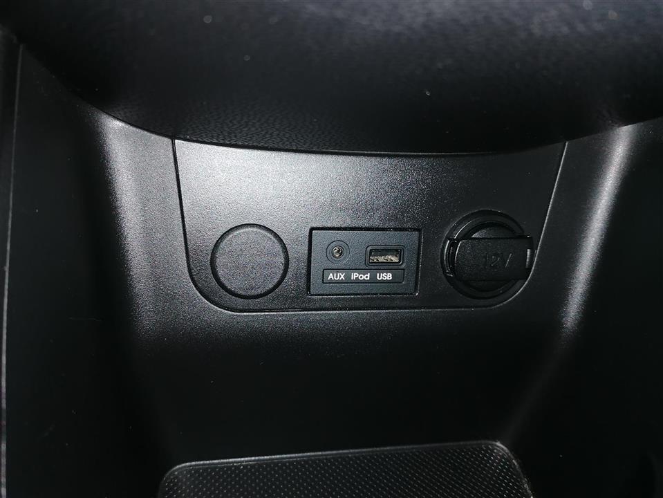 Hvid Kia Picanto fra 2012