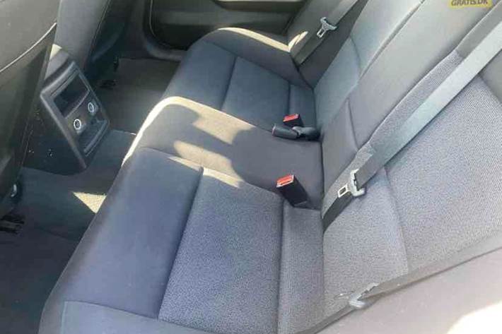 undefined BMW 320i fra 2005