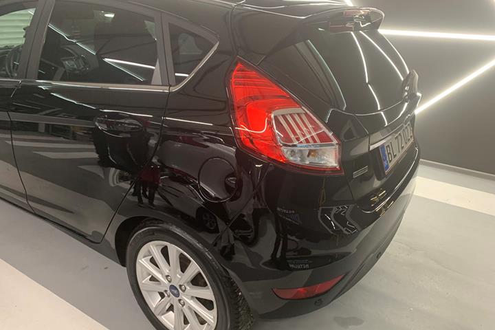 Sort Ford Fiesta fra 2017