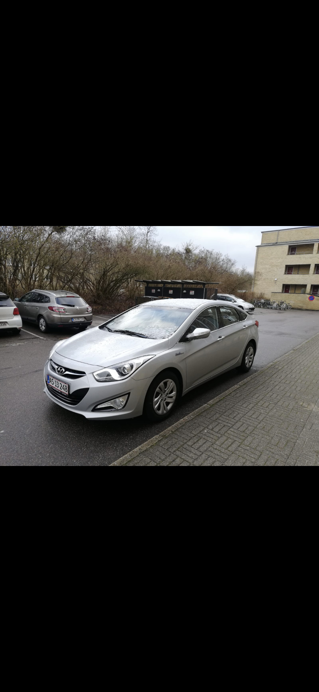Grå Hyundai i40 fra 2014