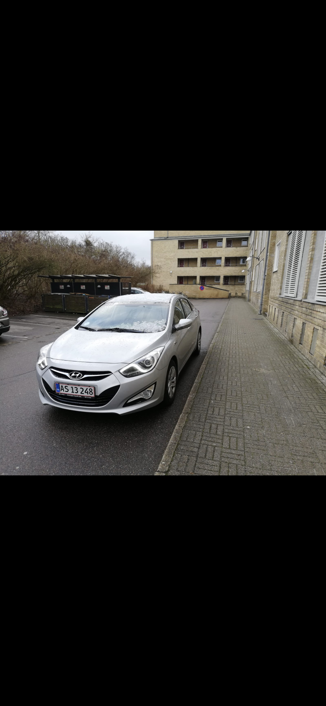 Grå Hyundai i40 fra 2014